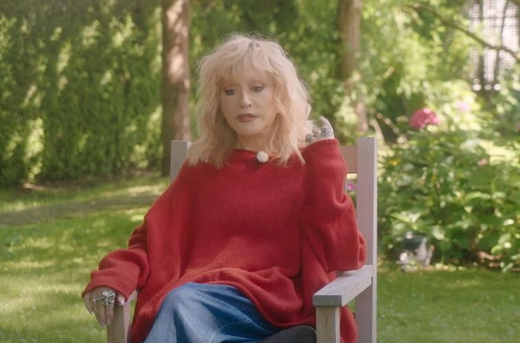 — скриншот с видеозаписи интервью